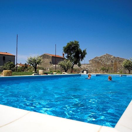Marceta - Apartments & Rooms With Swimming Pool Fažana Buitenkant foto